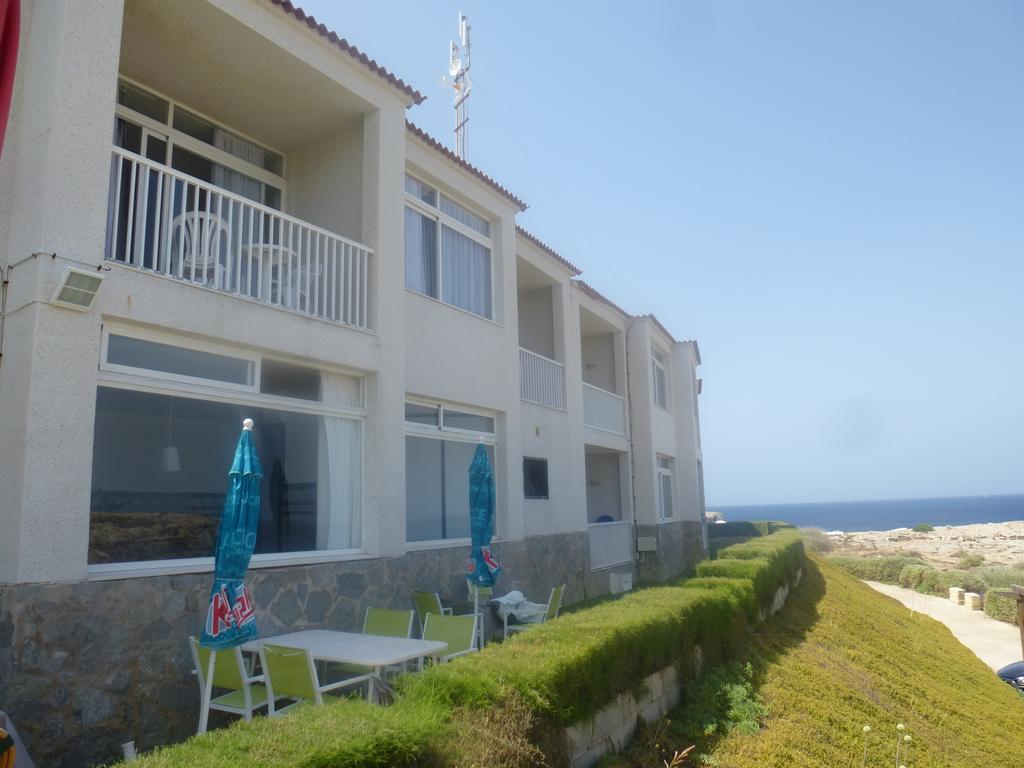 Voramar Aparthotel Cala'N Forcat  Exterior photo